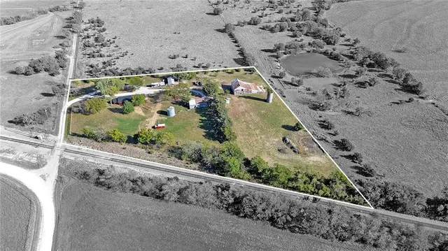 $349,000 | 22244 Northwest 1400th Road, Garnett, KS 66032