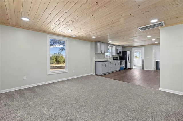 $349,000 | 22244 Northwest 1400th Road, Garnett, KS 66032