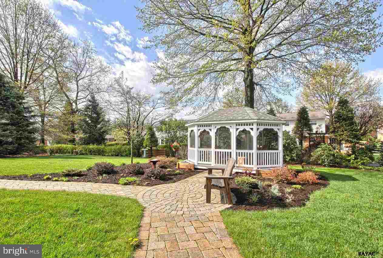 1960 Hampton Road York, PA 17408 - Photo 22 of 27 Gallery Image 22