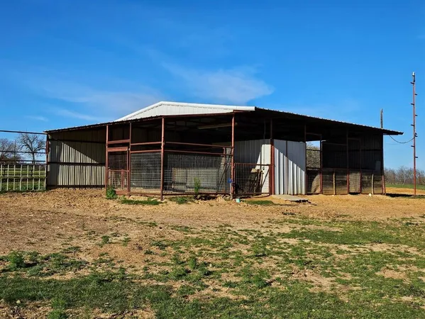 $3,000 | 10926 Farm To Market 902, Collinsville, TX 76233