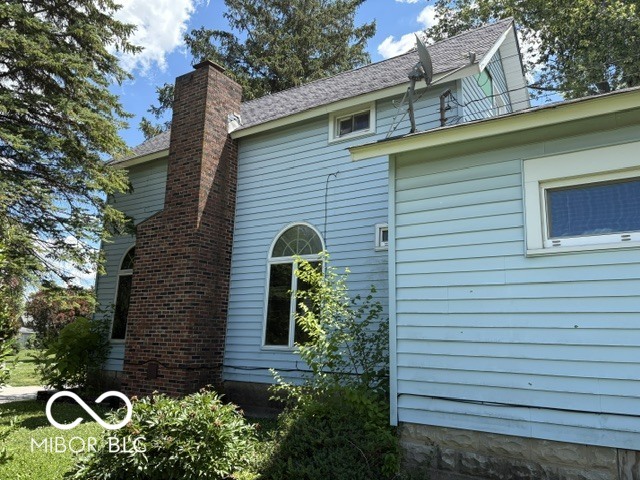 321 West Jay Street Dunkirk, IN 47336 - Photo 3 of 33