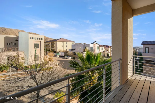 $658,000 | 421 South Festival Drive, El Paso, TX 79912