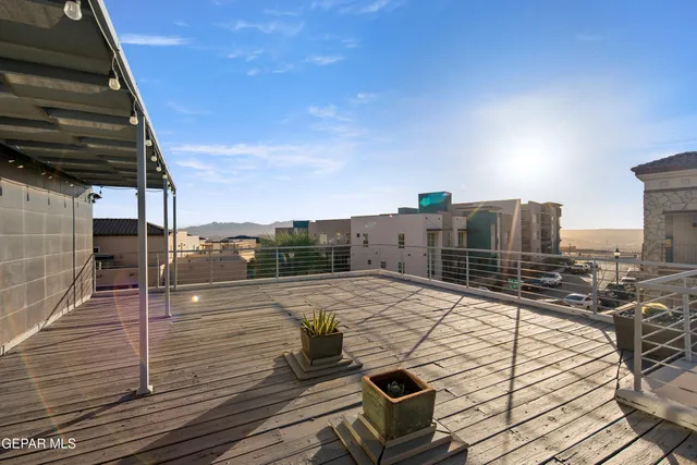 $658,000 | 421 South Festival Drive, El Paso, TX 79912