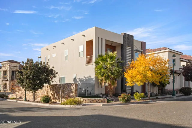 $658,000 | 421 South Festival Drive, El Paso, TX 79912