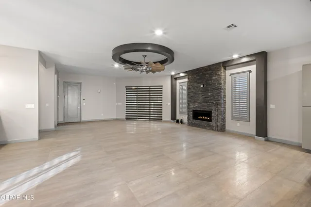 $658,000 | 421 South Festival Drive, El Paso, TX 79912