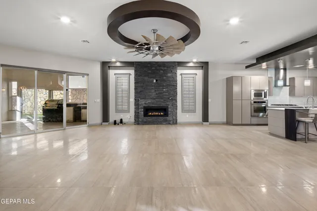 $658,000 | 421 South Festival Drive, El Paso, TX 79912