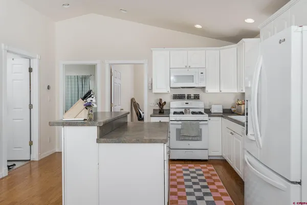$649,900 | 460 East Valley View Drive, Bayfield, CO 81122