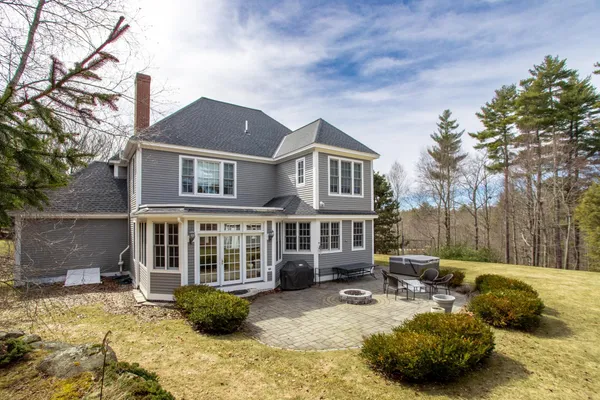 $1,589,000 | 3 Whitehorse Drive, Rye, NH 03870