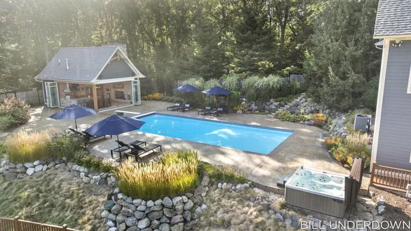 $3,100,000 | 3293 Timberidge Trail, Saugatuck, MI 49453