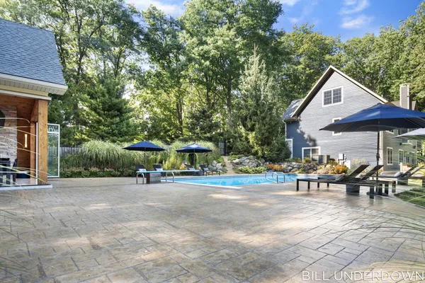 $3,100,000 | 3293 Timberidge Trail, Saugatuck, MI 49453