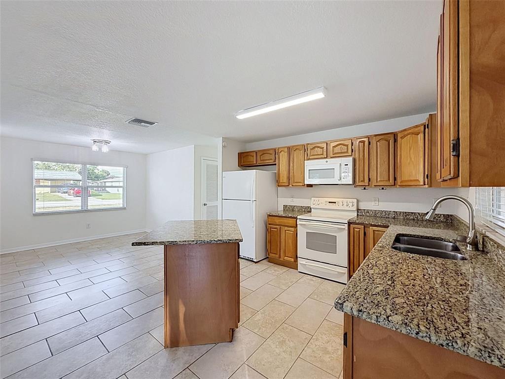 4659 Crescent Road Spring Hill, FL 34606 - Photo 18 of 47 Gallery Image 18