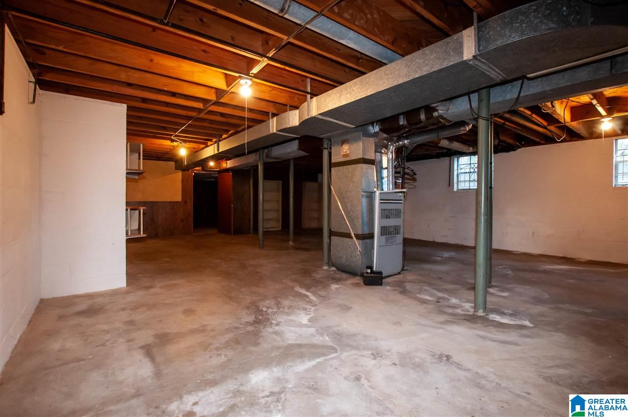 1016 Sunhill Road Northwest Birmingham, AL 35215 - Photo 26 of 32