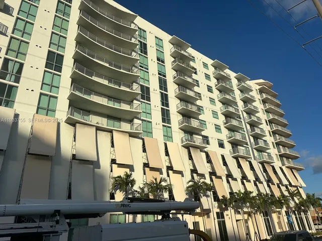 $2,450 | 140 South Dixie Highway, Unit 631, Hollywood, FL 33020