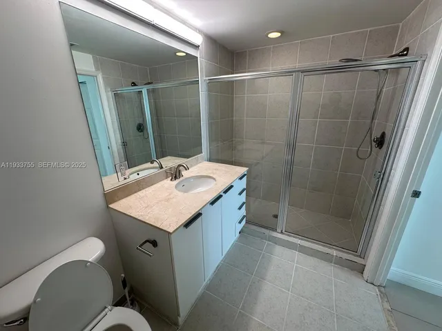 $2,450 | 140 South Dixie Highway, Unit 631, Hollywood, FL 33020