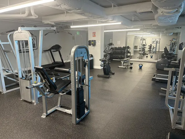 $2,450 | 140 South Dixie Highway, Unit 631, Hollywood, FL 33020