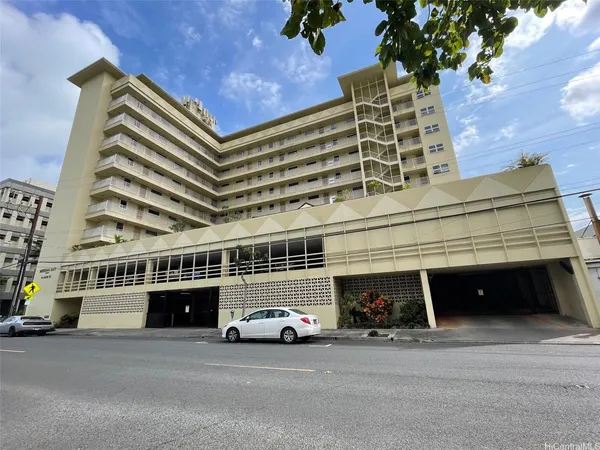 $2,900 | 14 Aulike Street, Unit 607, Kailua, HI 96734