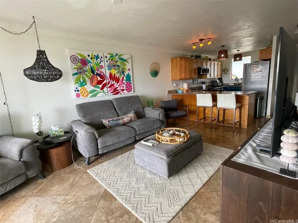 $2,900 | 14 Aulike Street, Unit 607, Kailua, HI 96734