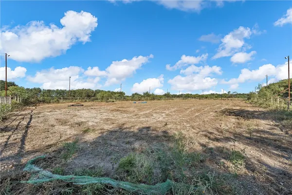 $740,000 | 1025 Hcr 2421, Hillsboro, TX 76645