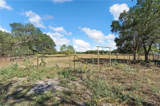 $740,000 | 1025 Hcr 2421, Hillsboro, TX 76645