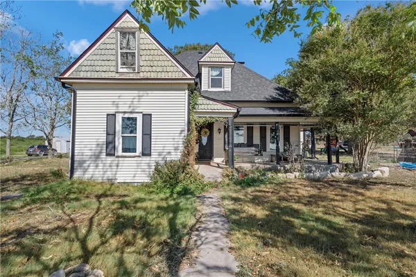 $740,000 | 1025 Hcr 2421, Hillsboro, TX 76645