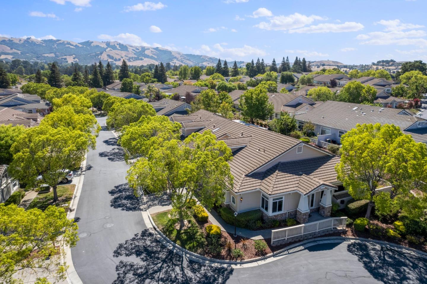 2016 Carignan Way San Jose, CA 95135 - Photo 24 of 44 a view of a houses with a garden