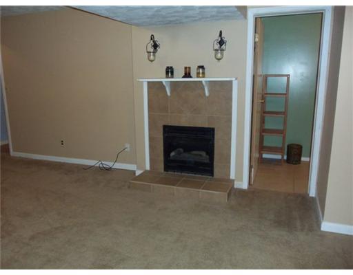 2406 Tilbrook Road Monroeville, PA 15146 - Photo 9 of 11 Family Room.