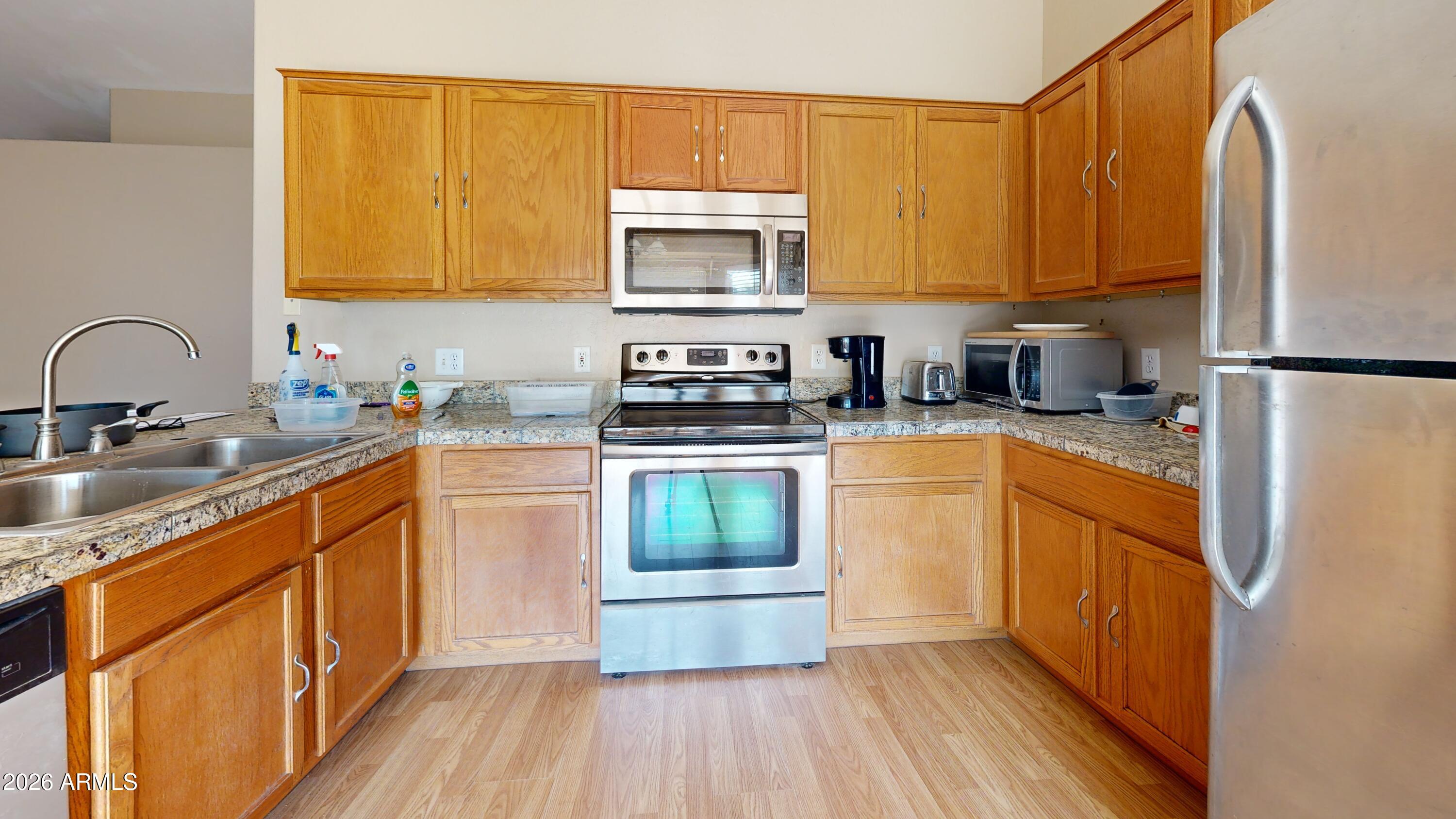 1727 South Cardinal Drive Apache Junction, AZ 85120 - Photo 5 of 18 Kitchen 2