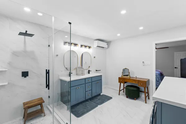 $379,000 | 3421 Wentworth Street, Houston, TX 77004