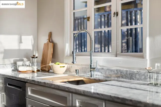 $979,000 | 85 Stratford Road, Kensington, CA 94707