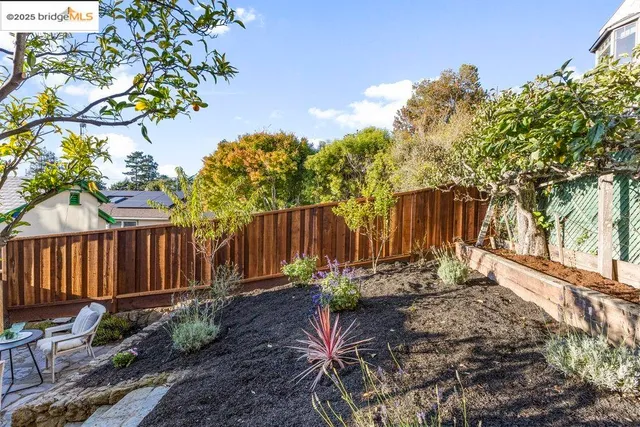 $979,000 | 85 Stratford Road, Kensington, CA 94707