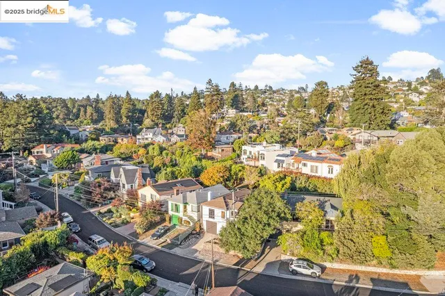 $979,000 | 85 Stratford Road, Kensington, CA 94707