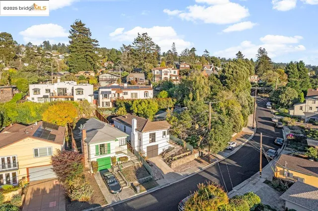 $979,000 | 85 Stratford Road, Kensington, CA 94707