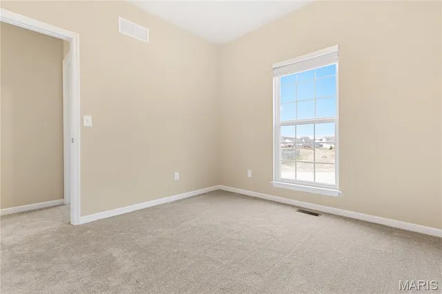 $265,000 | 6 Lost Meadow Court, Winfield, MO 63389