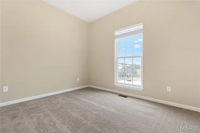 $265,000 | 6 Lost Meadow Court, Winfield, MO 63389