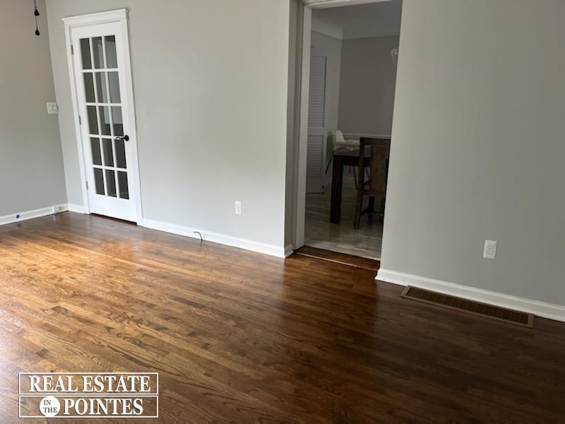 488 Bournemouth Road Grosse Pointe, MI 48236 - Photo 23 of 36