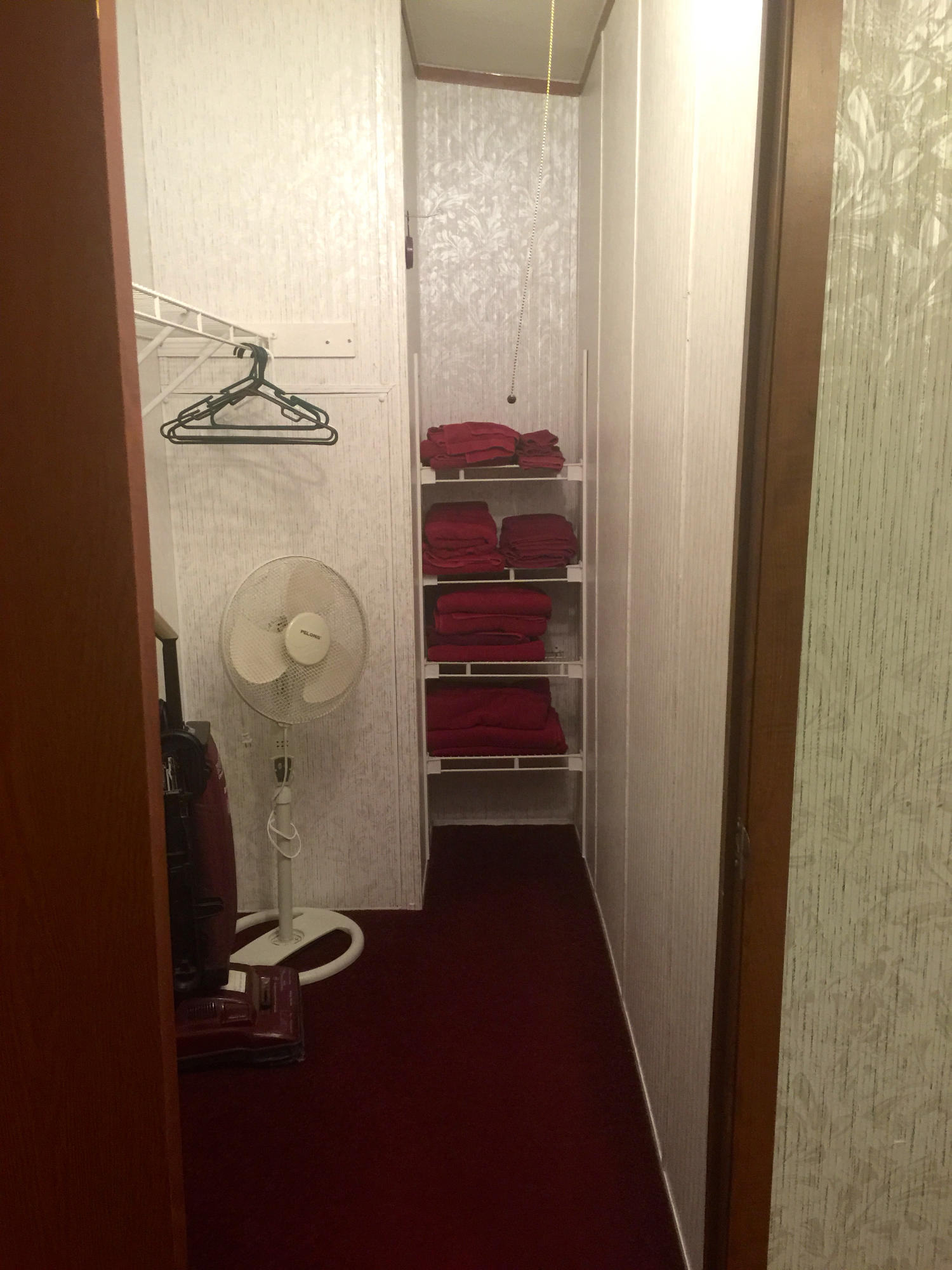 20 Blue Gill Road Freeport, FL 32439 - Photo 15 of 24 Walk-in master closet