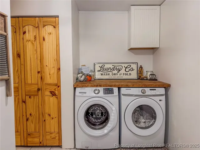 a view of a house with a big yard