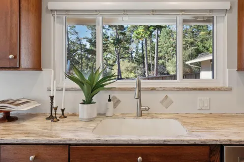 $1,800,000 | 3 Sommerset Rise, Monterey, CA 93940