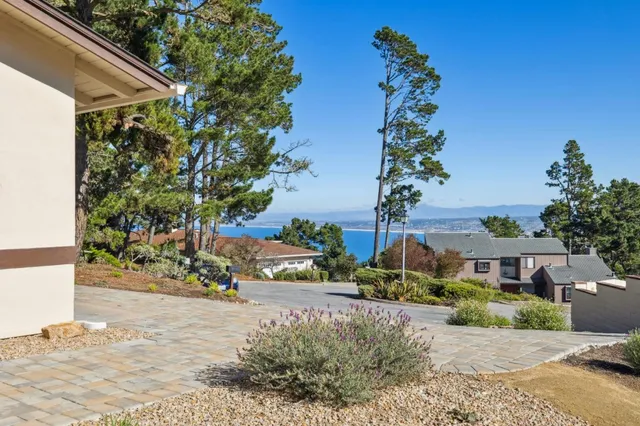 $1,800,000 | 3 Sommerset Rise, Monterey, CA 93940