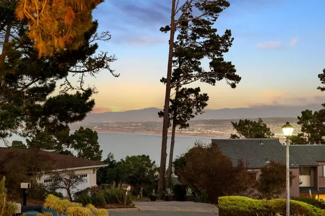 $1,800,000 | 3 Sommerset Rise, Monterey, CA 93940