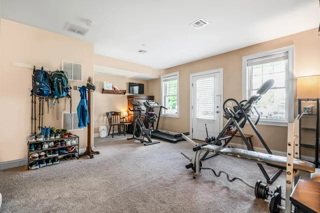 $415,000 | 35 Callaway Drive, Unit 6, Concord, NH 03301