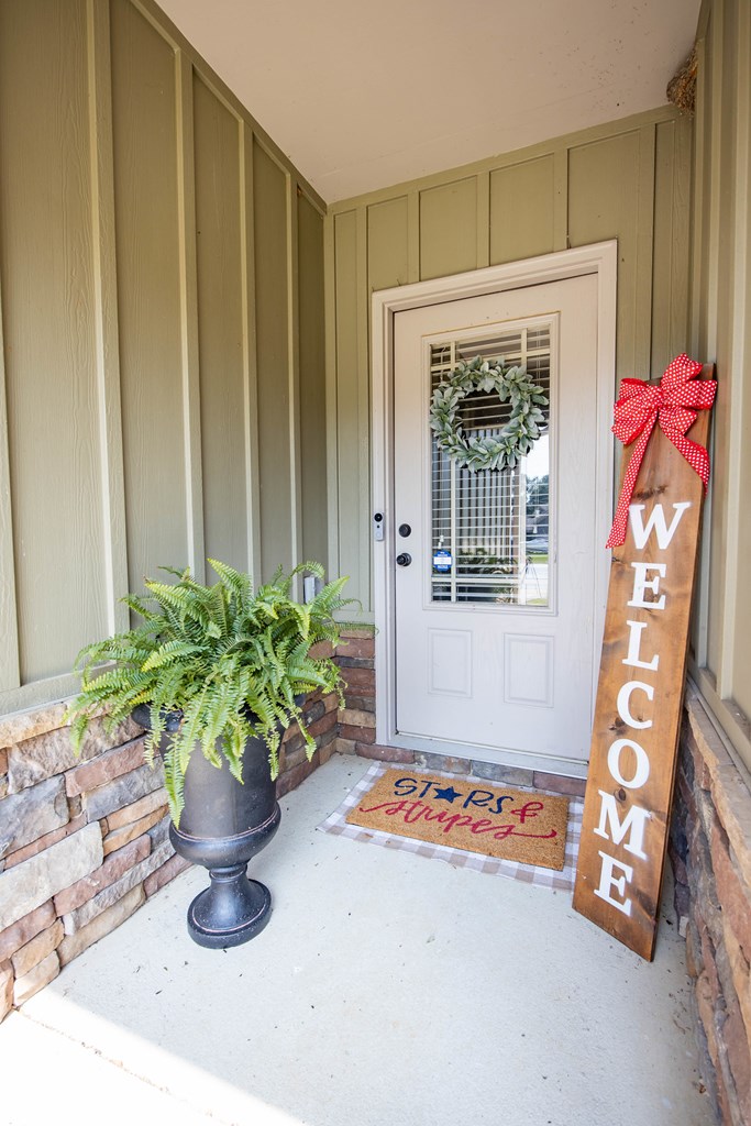 13 Easy Street Seale, AL 36875 - Photo 4 of 42 Gallery Image 4