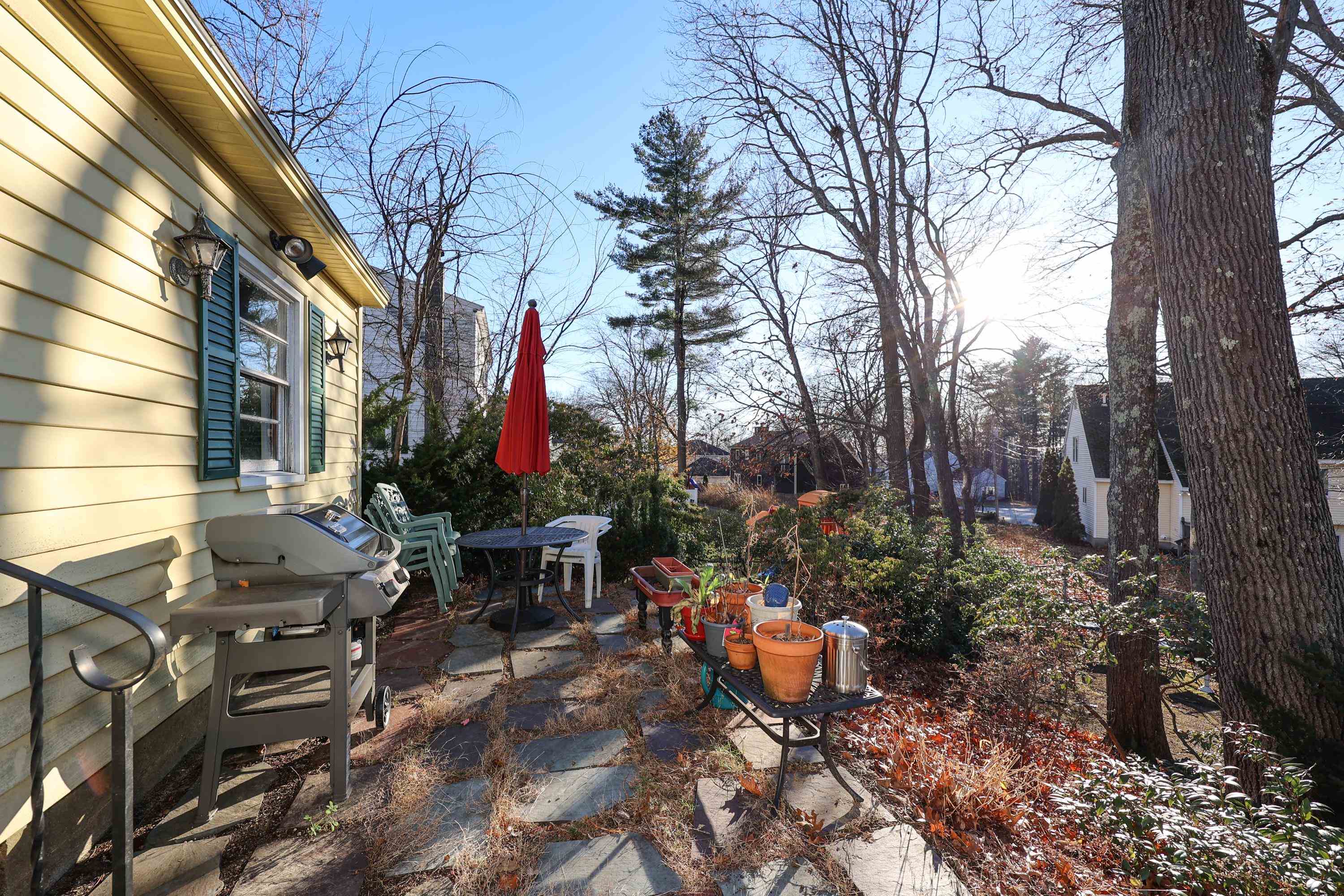 126 West Haven Road Manchester, NH 03104 - Photo 26 of 31