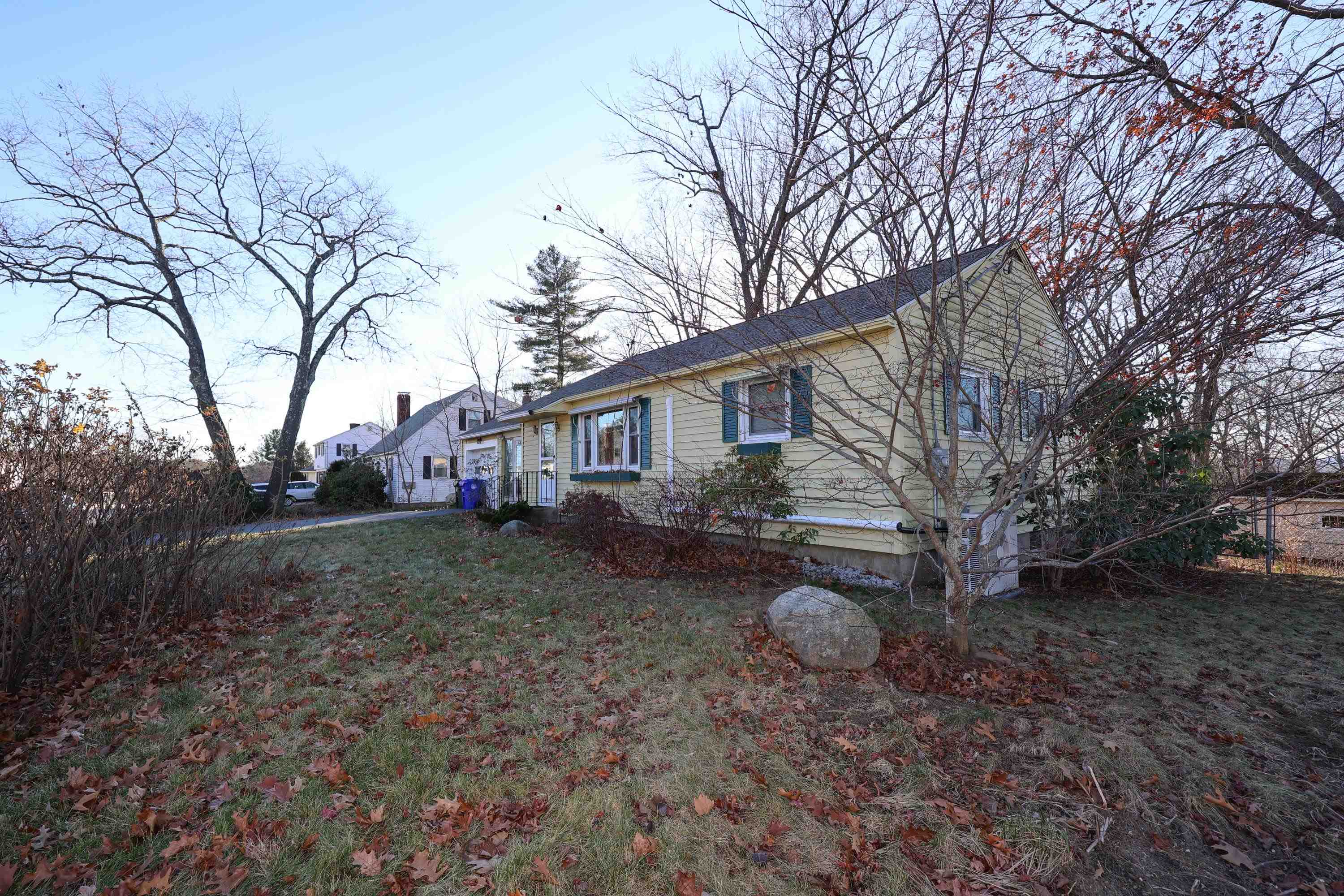 126 West Haven Road Manchester, NH 03104 - Photo 31 of 31