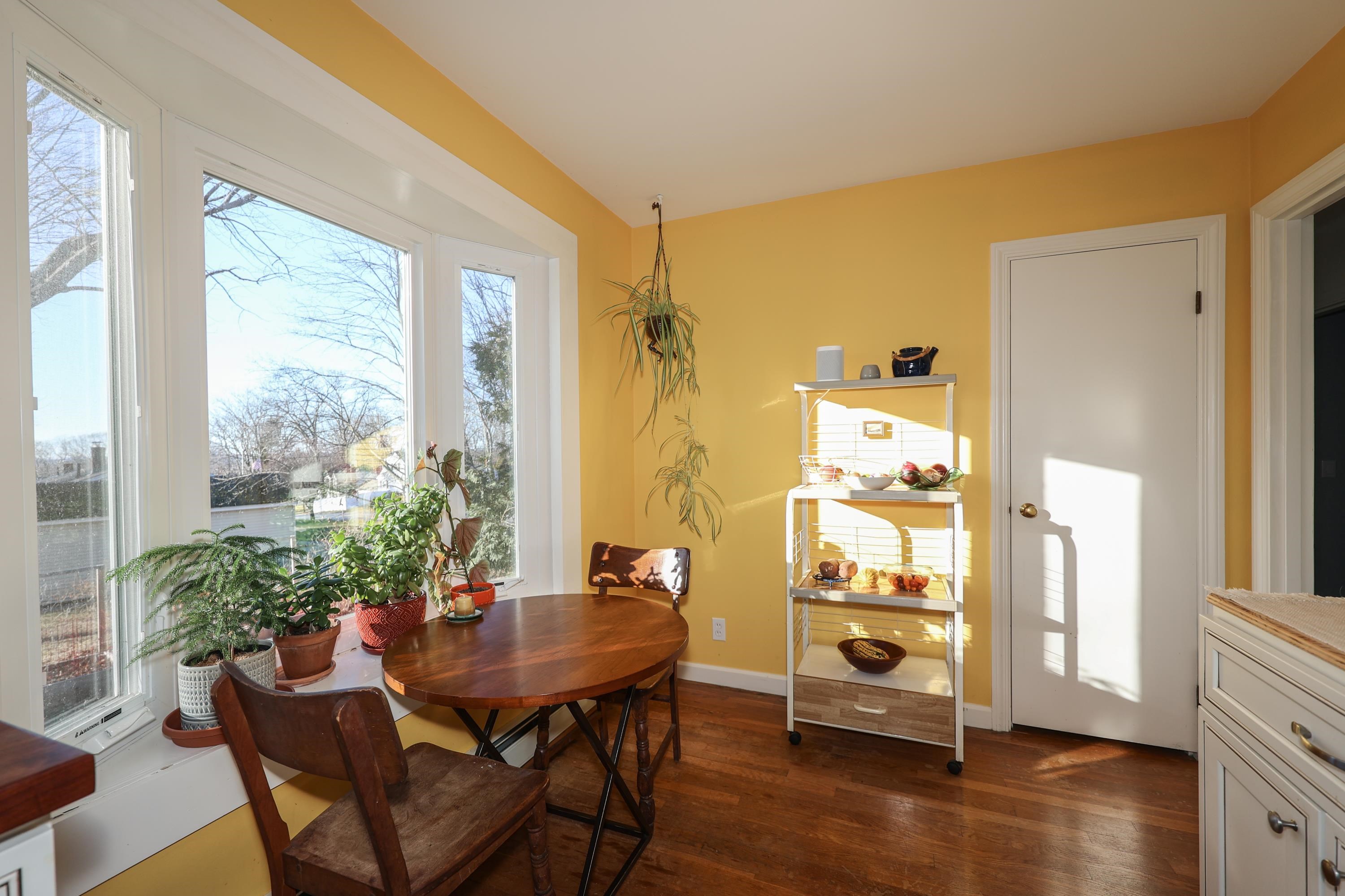 126 West Haven Road Manchester, NH 03104 - Photo 10 of 31