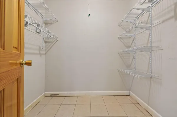 $189,900 | 901 Kingsport Court, Holly Hill, FL 32117