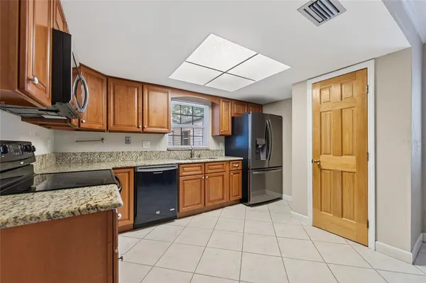 $189,900 | 901 Kingsport Court, Holly Hill, FL 32117