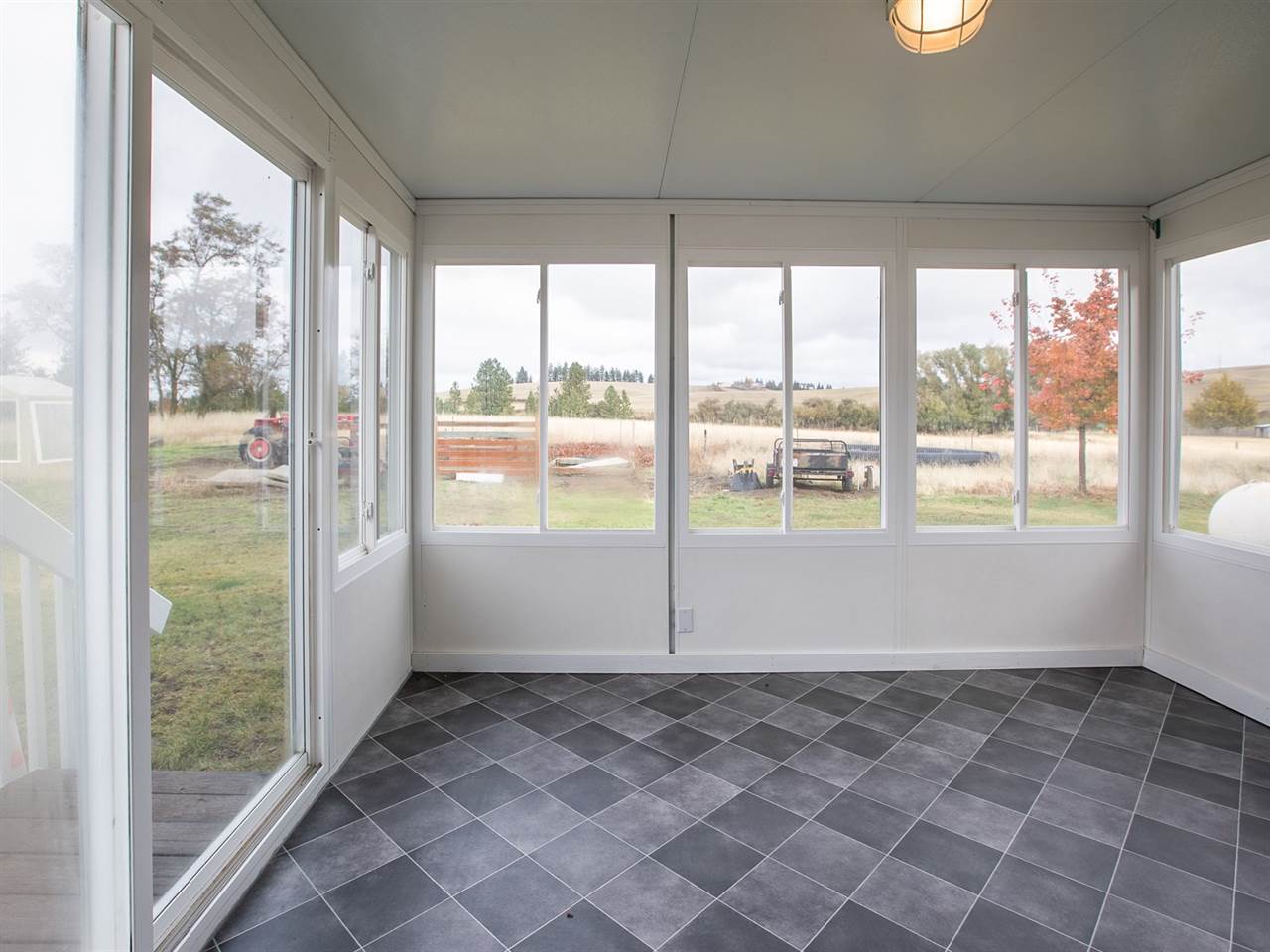 10922 South Garfield Road Cheney, WA 99004 - Photo 9 of 20 Gallery Image 9