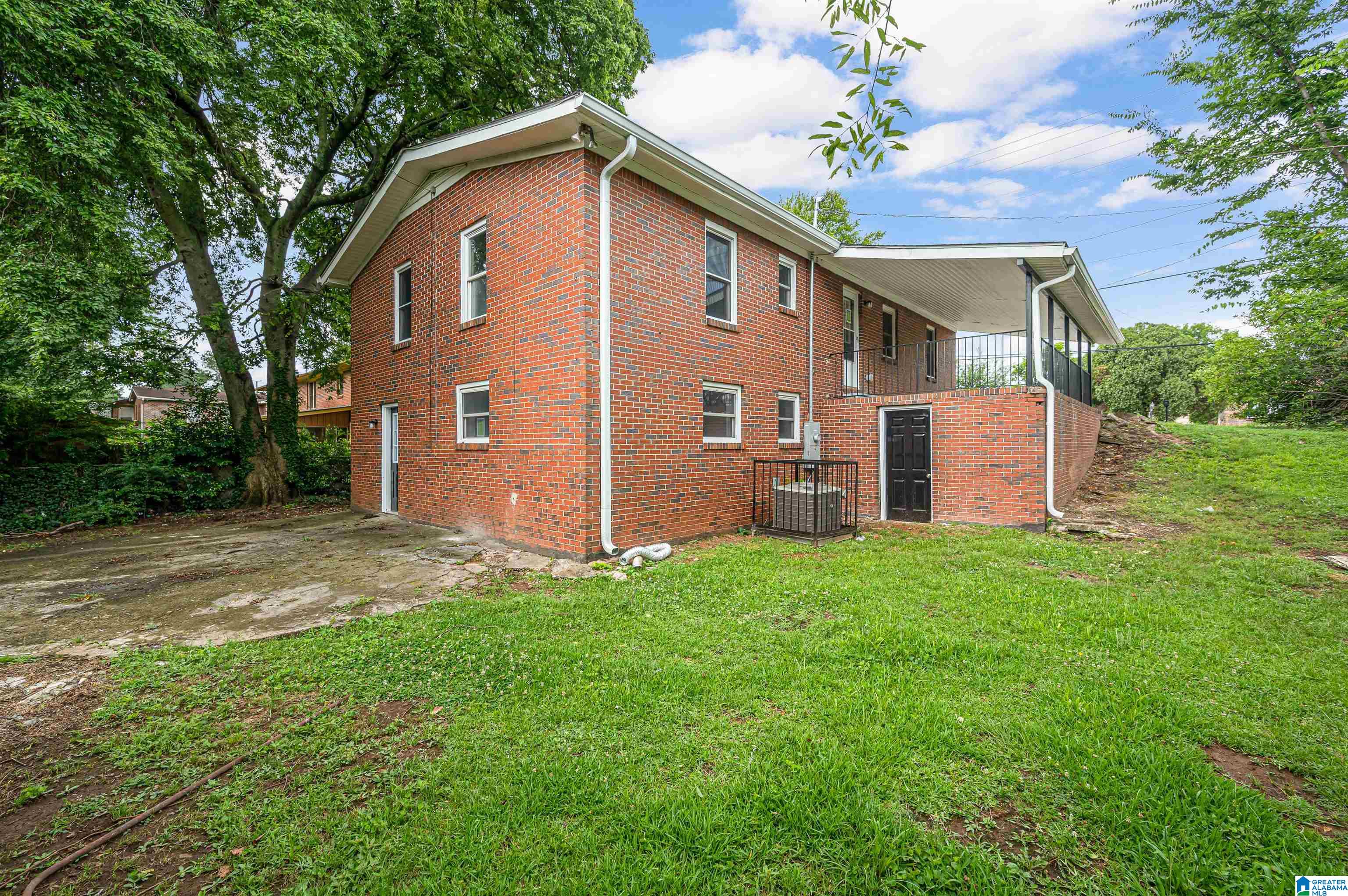 857 Goldwire Street Southwest Birmingham, AL 35211 - Photo 38 of 41