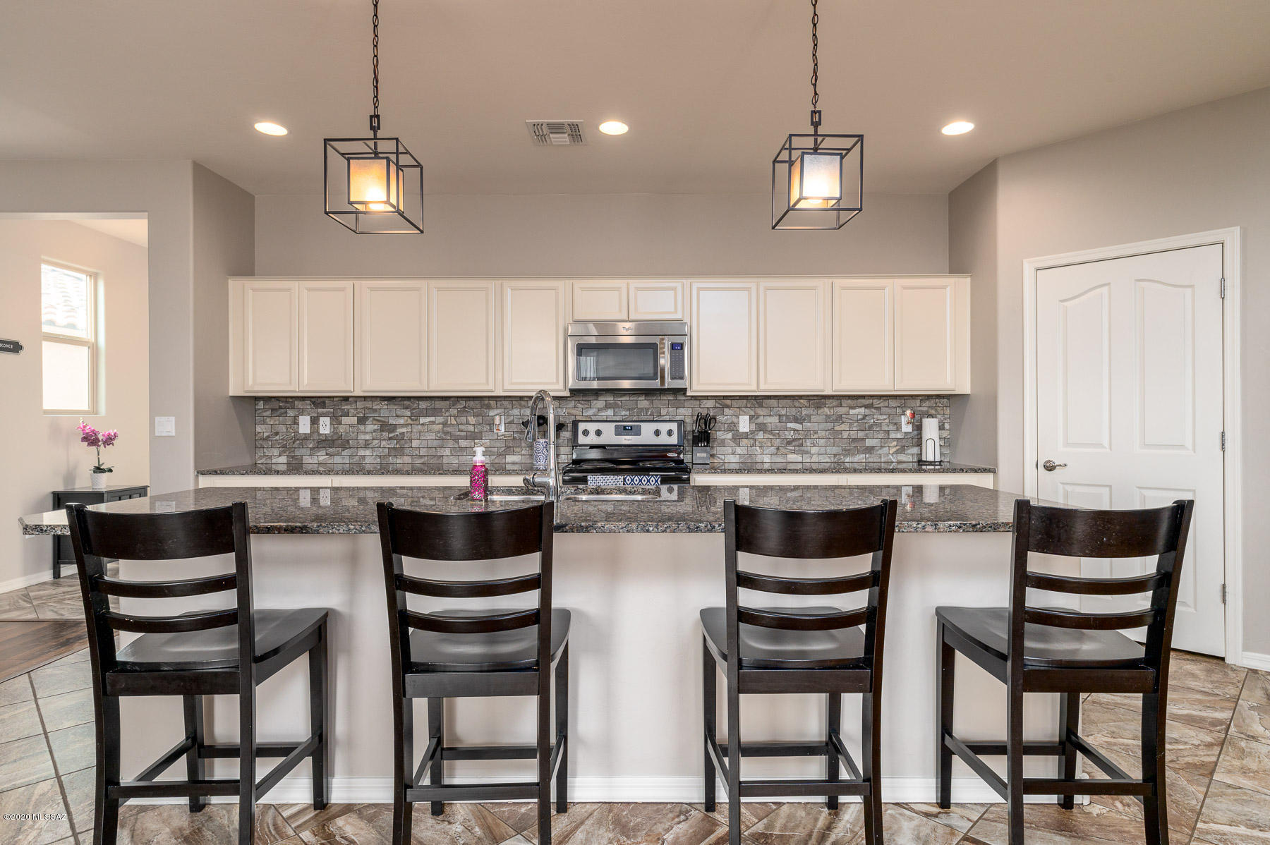 3964 South Corte Rana Rica Tucson, AZ 85730 - Photo 3 of 28 Gallery Image 3